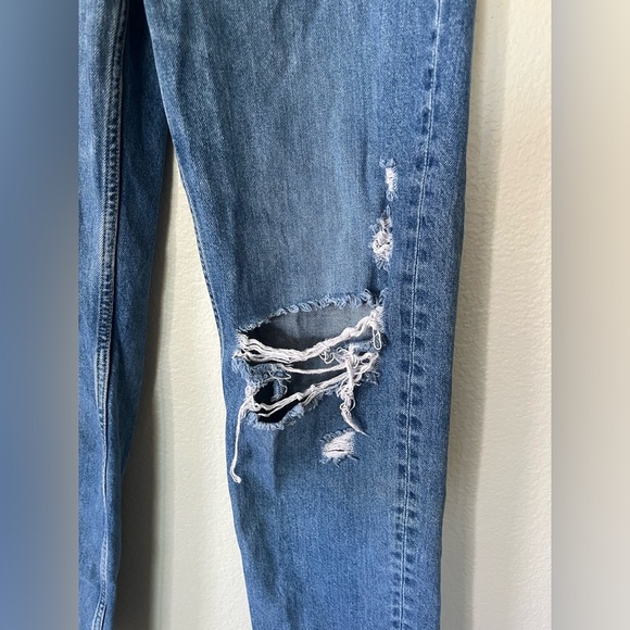 &DENIM 90s Distressed Straight Medium Wash Leg Jeans Women’s Size 2 - Picture 4 of 16